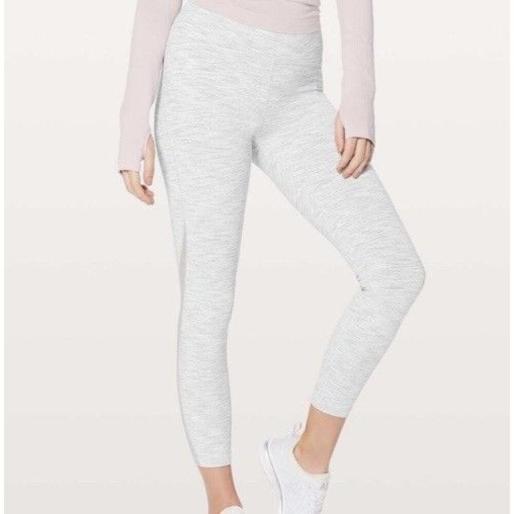 Lululemon Size 6 Train Times 7/8 Pants 25" White Heathered